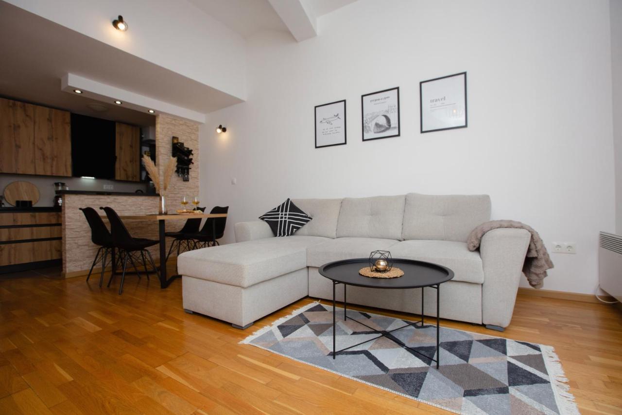 Apartment Cejf מוסטר מראה חיצוני תמונה